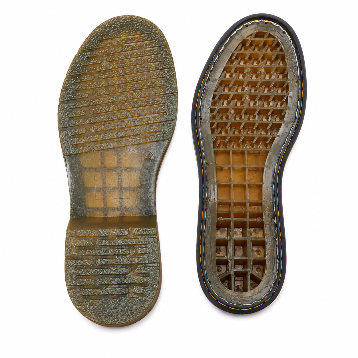 Suola Compatibile Dr. Martens® in Gomma Traslucida – Comfort, Stile e Resistenza
