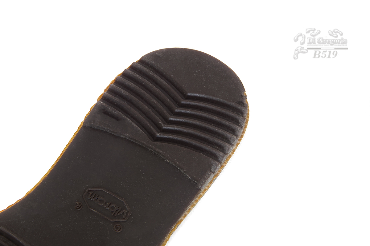 Suola in gomma per scarpe, Suola nera, Suola per scarpe all'uncinetto,  Pronto per il lavoro, Suola in gomma Vibram, Suola taglia U.S., Suole  perforate pronte, scarpa con suola -  Italia